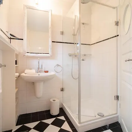 Lilienhaus * Nieblum