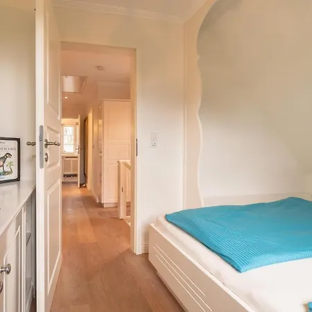 Lilienhaus * Nieblum